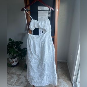 Beautiful white summer dress!